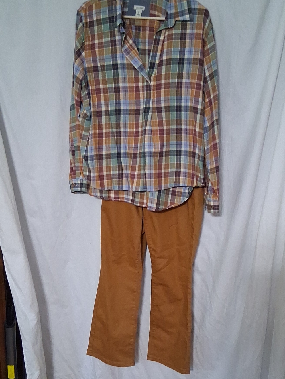 Set Of 2 -Diane Gilman Women’s Boot Cut Jeans & LLBEAN LS   Flannel Shirt